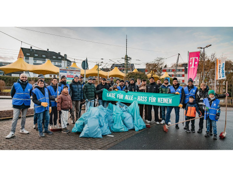 Junge Muslime in Betzdorf starten 2025 mit Friedensgebet und Neujahrsputz