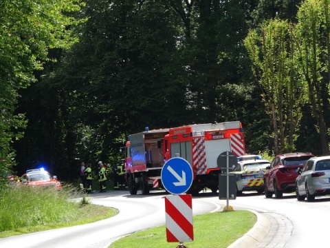Video: Brennender Wald bei Ransbach-Baumbach: 100 Feuerwehrleute kmpfen gegen die Flammen