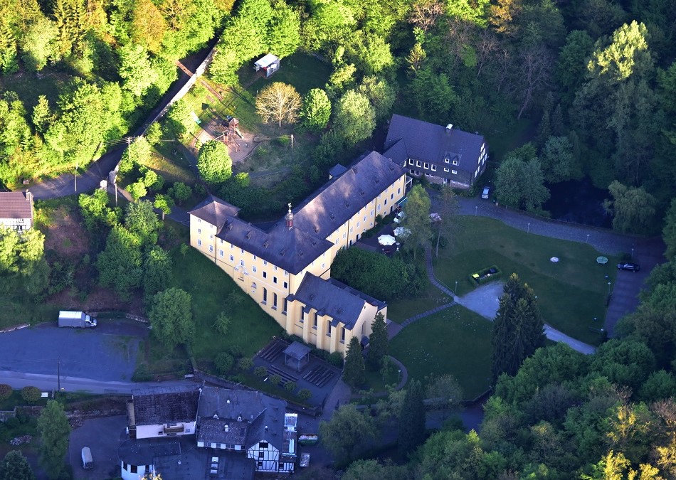 Nchstes Ziel der Radwanderung des KuV Limbach: das Kloster Marienthal. (Foto: Wolkenkratzer/commons.wikimedia.org)