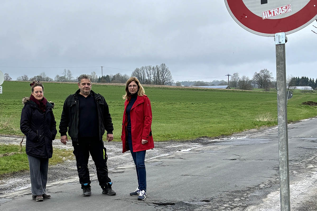 Sanierung der K24 voranbringen: Btzing-Lichtenthler mit Ortsbrgermeister Weser vor Ort