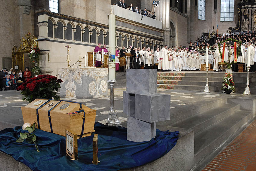 Am 4. Mai jhrt sich zum zehnten Male der Tag, an dem Mutter Rosa im Hohen Dom zu Trier seliggesprochen wurde. Foto: Marienhaus Unternehmensgruppe