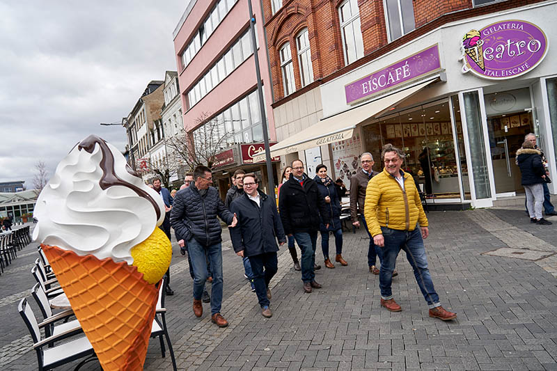 Die Christdemokraten aus Neuwied hoffen, dass die Tische der Gastronomen mit den ntigen Schutzmanahmen bald wieder besetzt sein werden. (Das Foto entstand vor der Corona-Situation). Foto: pr  