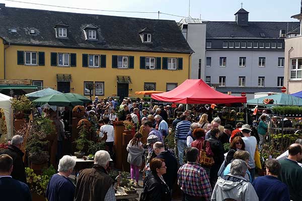 Bendorfer Bauern- und Gartenmarkt mit 140 Ausstellern 