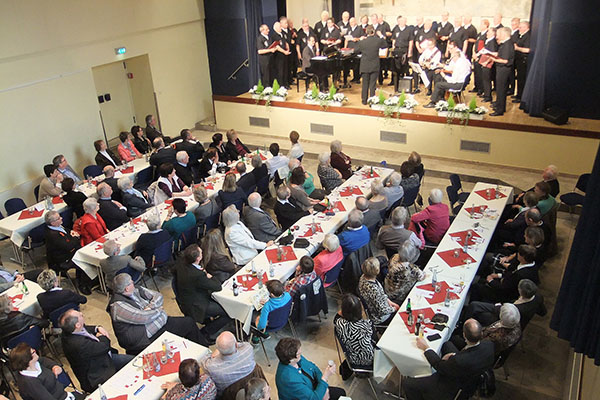 Evergreens un Klsche Tn - Konzert des Linzer MGV 