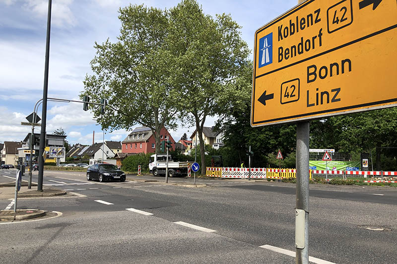 Die Kreuzung Berggrten- und Dierdorfer Strae gehrt zu den meistbefahrenen in Neuwied. Eine Woche lang ist fr die Durchfahrt Richtung Irlich ein Umweg erforderlich. Foto: SWN