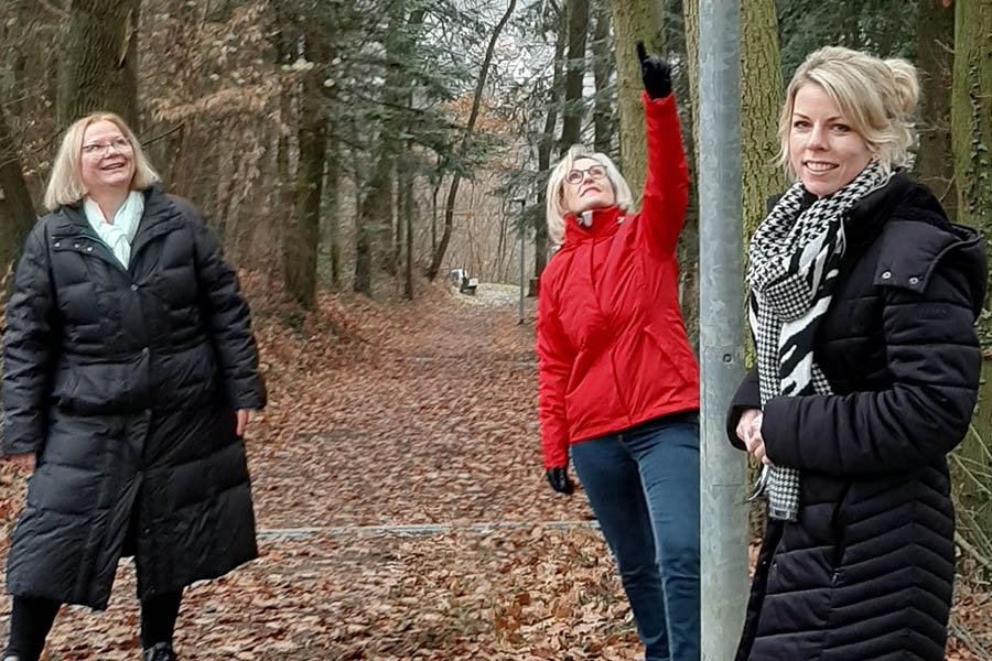 Fuweg erstrahlt in neuem Licht