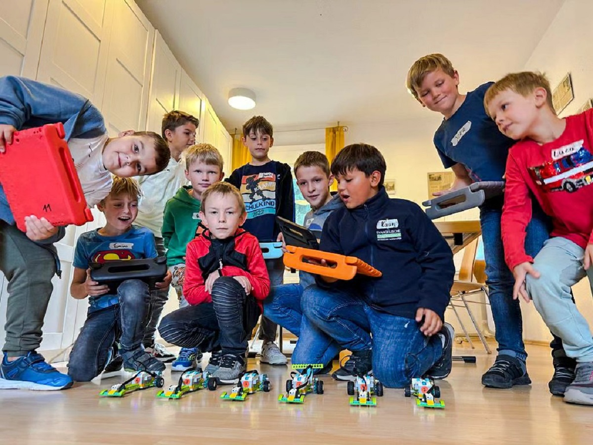 Kids programmieren LEGO-Roboter: Workshops in "Zweiter Heimat" in Hhr-Grenzhausen sind beliebt