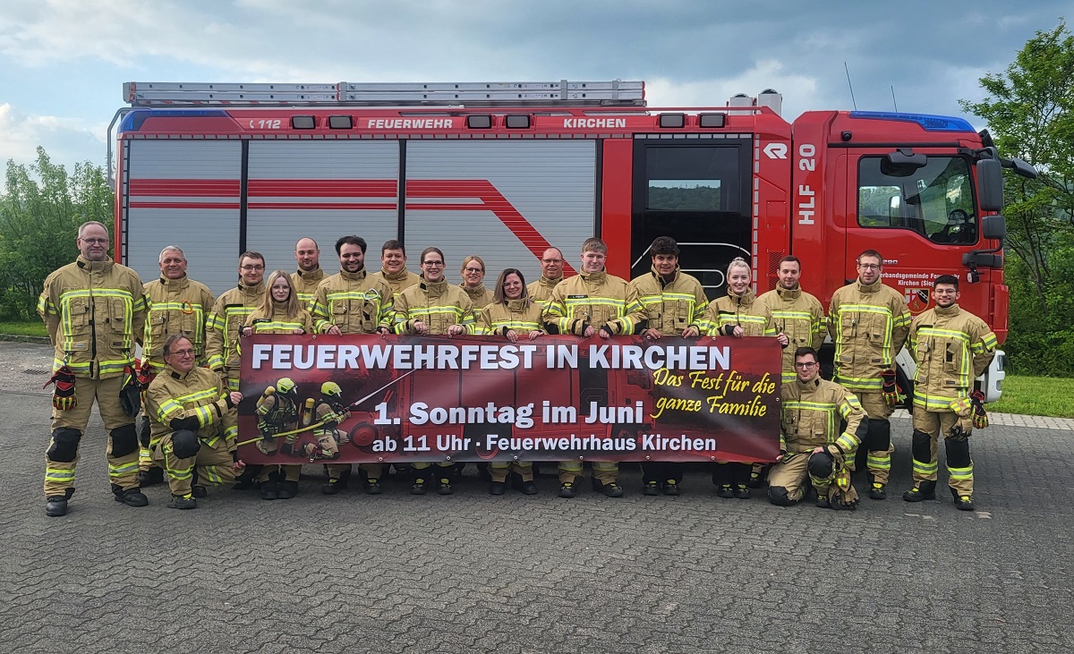 Die Feuerwehrleute der Feuerwehr Kirchen stellen am 2. Juni wieder ein tolles Programm auf die Beine. (Foto: privat)
