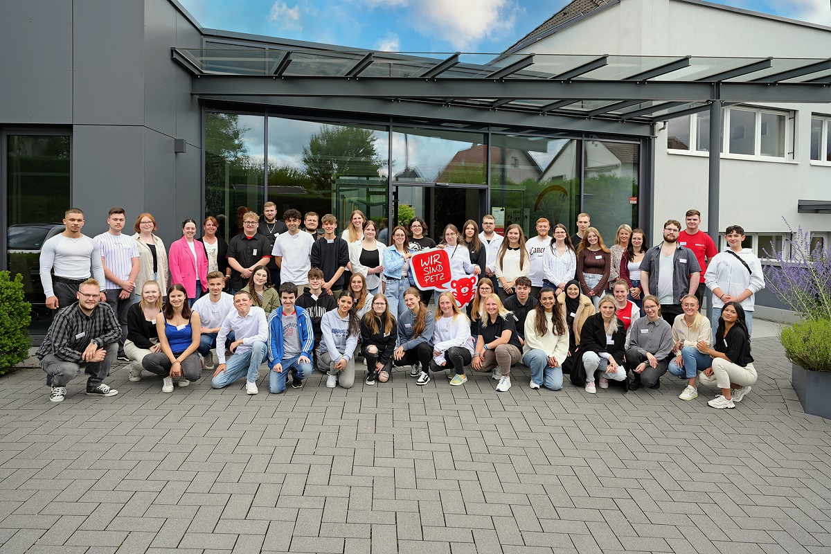 REWE PETZ hat seine neuen Auszubildenden begrt. (Foto: Marina Walter)