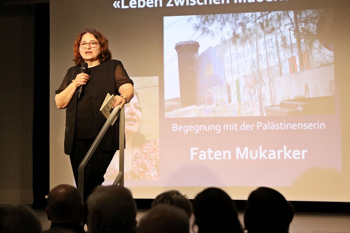 "Leben und leben lassen"  Begegnung mit der palstinensischen Friedensaktivistin Faten Mukarker