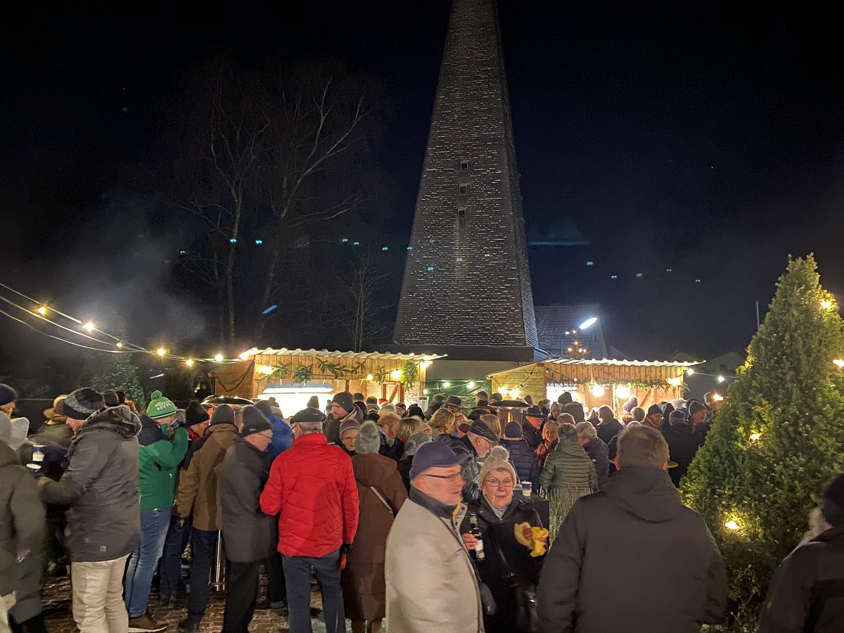 Bergmnnische Weihnachtsschicht in Malberg: Tradition trifft festliche Stimmung