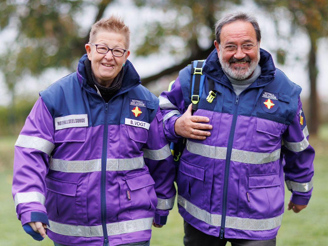 Bea Vogt und Rainer Dmgen, Notfallseelsorge im Westerwaldkreis (Foto: Peter Bongard, Evangelisches Dekanat Westerwald)