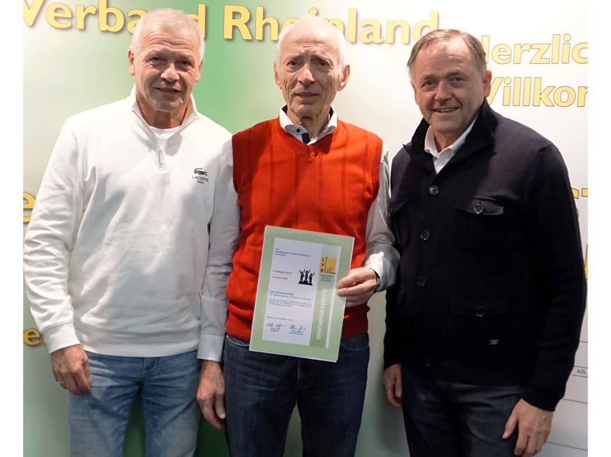 v.l.n.r. Trainer Dieter Lsch, Friedhelm Adorf und LVR Vizeprsident Klaus-Dieter Welker (Foto: LVR/Annika Gb)
