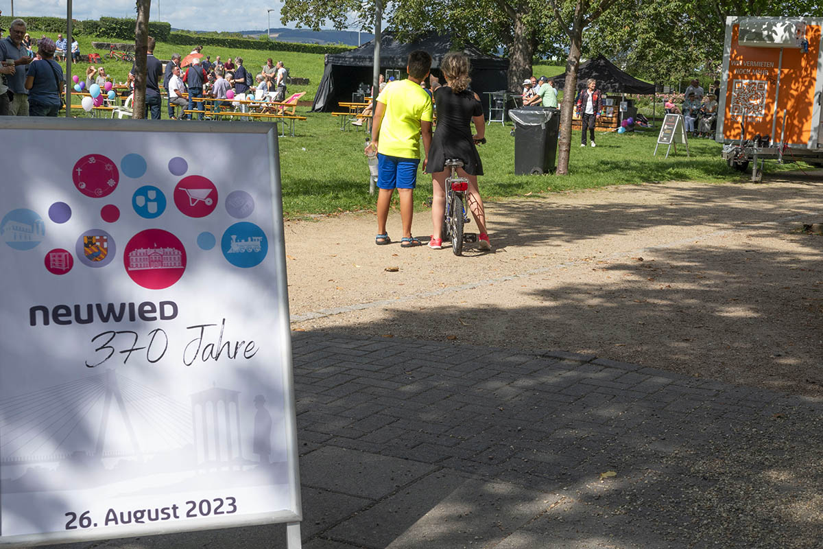 Stadt Neuwied feiert mit den Brgern 370. Geburtstag