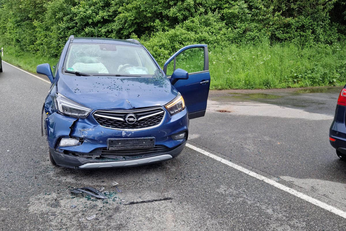 Verkehrsunfall bei Urbach forderte sechs leicht verletzte Personen