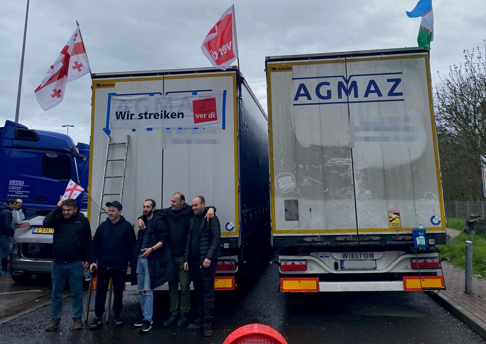 Gestrandet an der A5: Neuwieder Helfer untersttzen streikende osteuropische Lkw-Fahrer