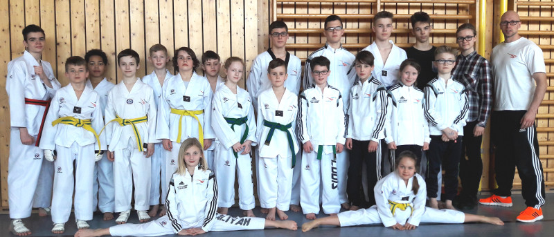 Das Team von Sporting Taekwondo konnte einige Medaillen nach Altenkirchen holen. Foto: Verein