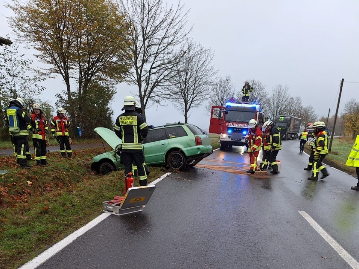 Glck im Unglck: Verletzter befreit sich selbst nach Unfall auf der L 286