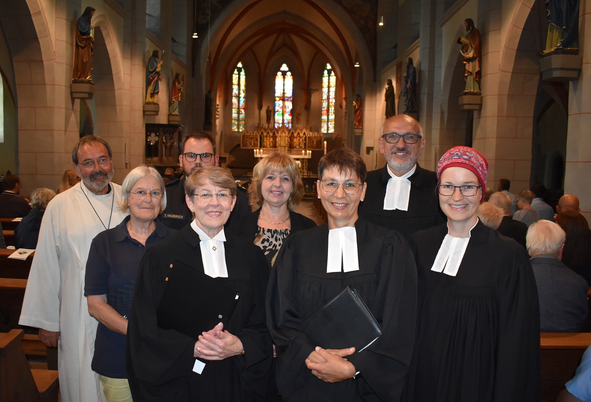 Kirchen und Rettungsdienste danken Pfarrerin: Bewegender Abschied fr Ulrike Braun-Steinebach