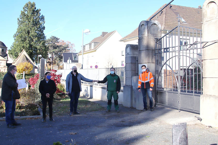 Alter Friedhof in Bad Honnef wieder mit schnem Entree