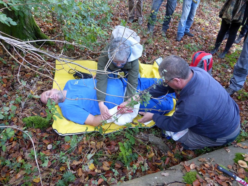 Im Mittelpunkt der praxisnahen Schulung standen die wesentlichen Aspekte der Arbeitssicherheit im Naturschutz und die typischen Gefahren. (Foto: NABU)