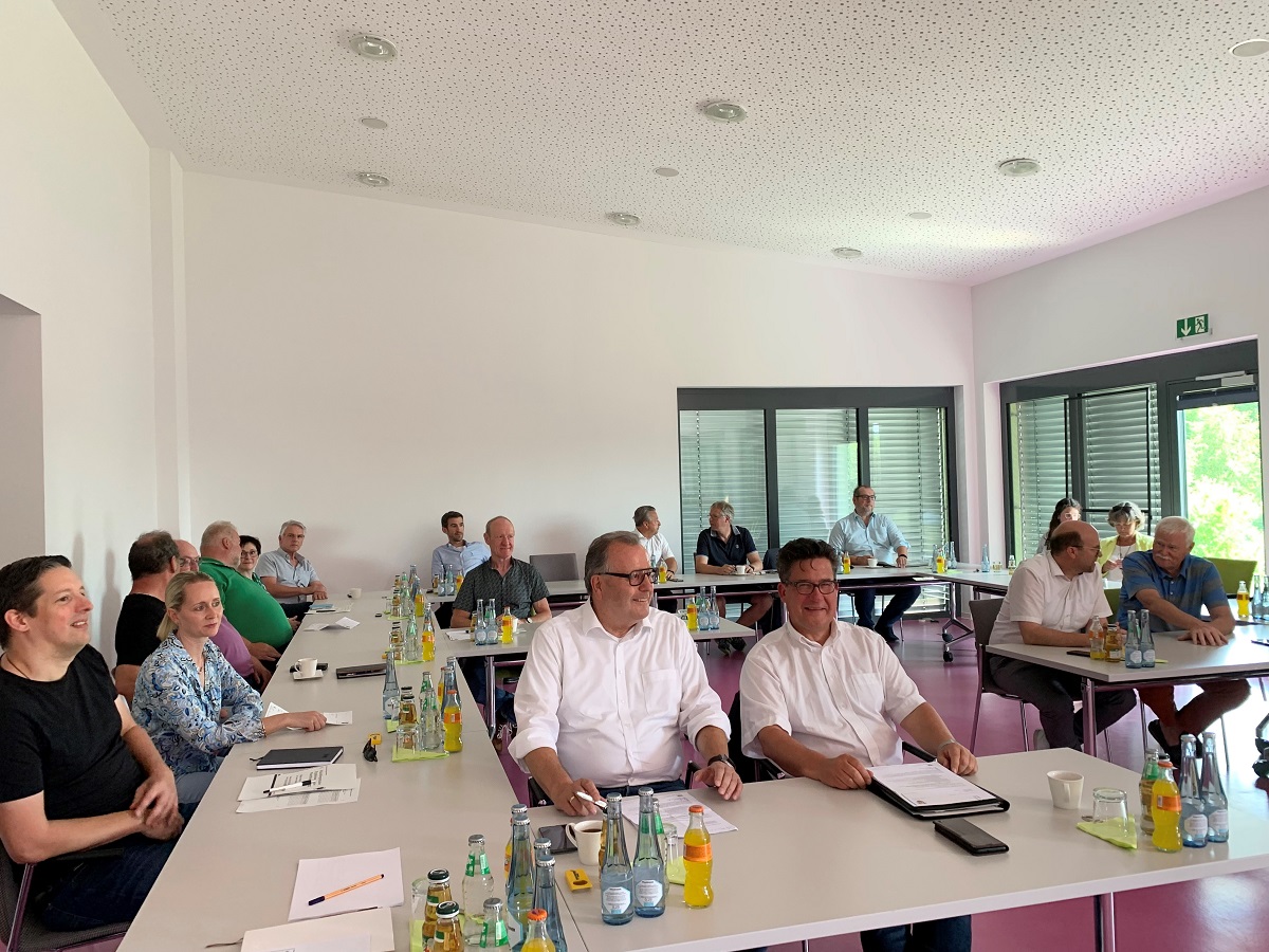 Treffen der Ortsbrgermeister mit Landrat brachte regen Austausch