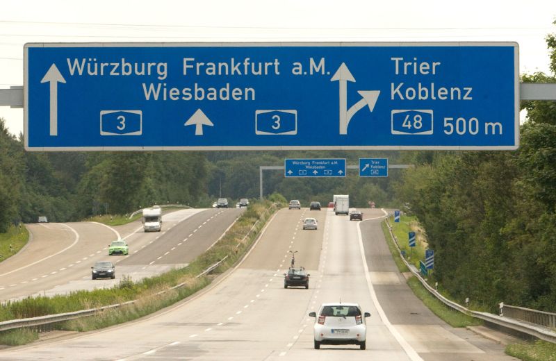 Autobahnschild Dernbacher Dreieck. Foto: privat