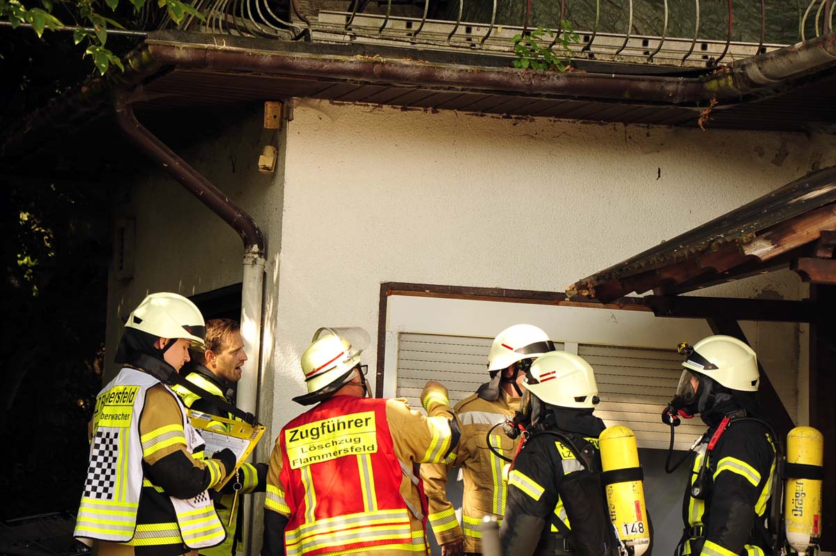 Brand in ehemaligem Hotel in Obernau: Mehrere Feuerwehren und Rettungsdienst im Einsatz