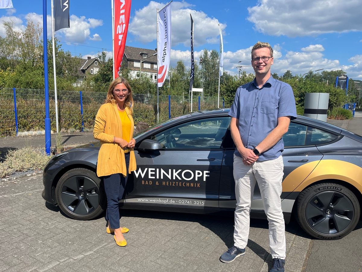 Sabine Btzing-Lichtenthler bei der Firma Weinkopf
(Foto: PM)