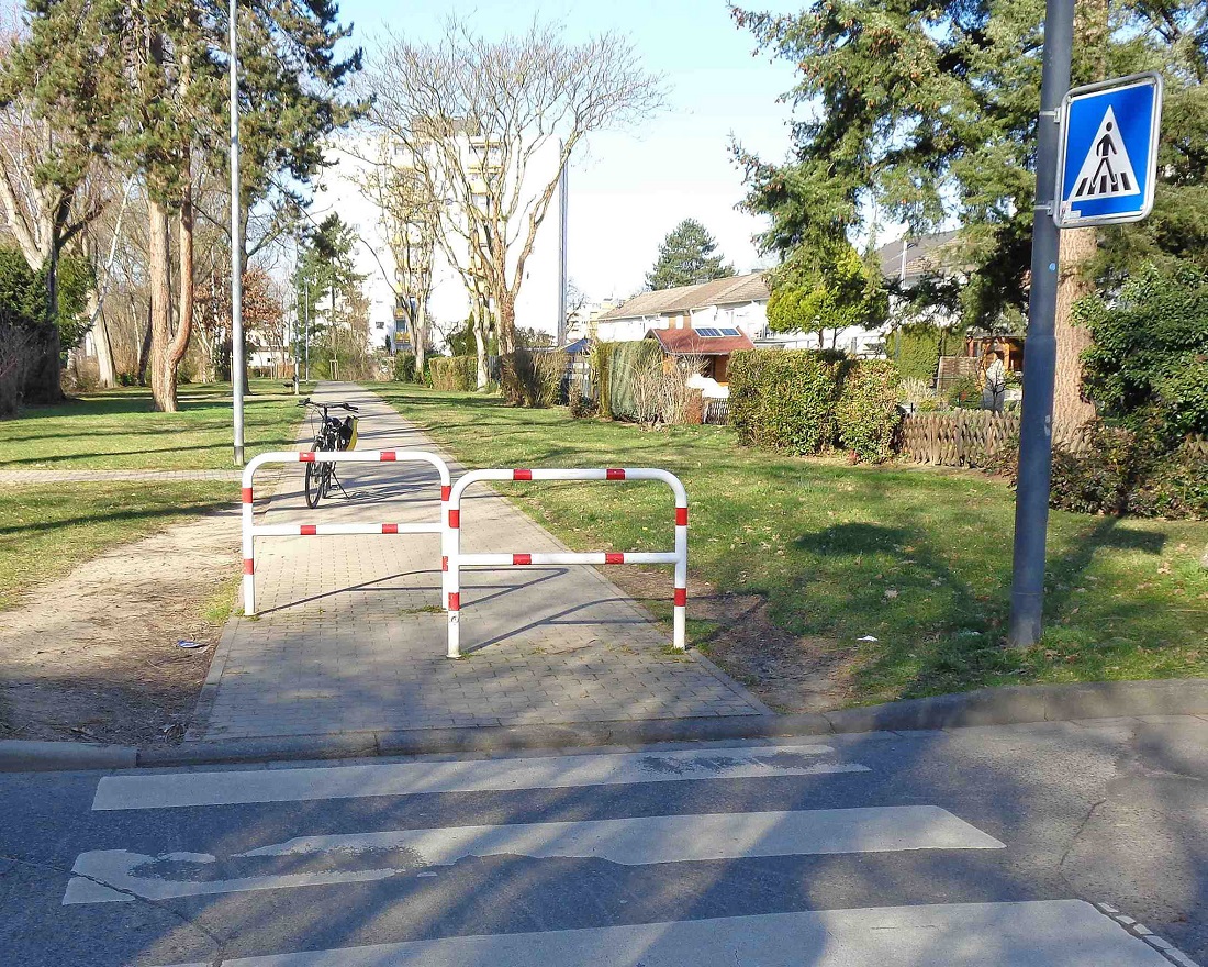 Das Bauamt fhrt derzeit rund um den Raiffeisenring Umbauten durch, damit es weniger Barrieren gibt. (Foto: privat)