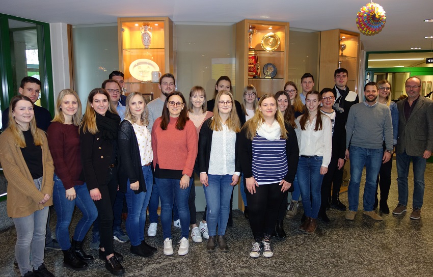 Studierende der Hochschule fr ffentlich Verwaltung Rheinland-Pfalz zu Besuch bei der Verbandsgemeindeverwaltung Altenkirchen-Flammersfeld (Foto: VG-Verwaltung)