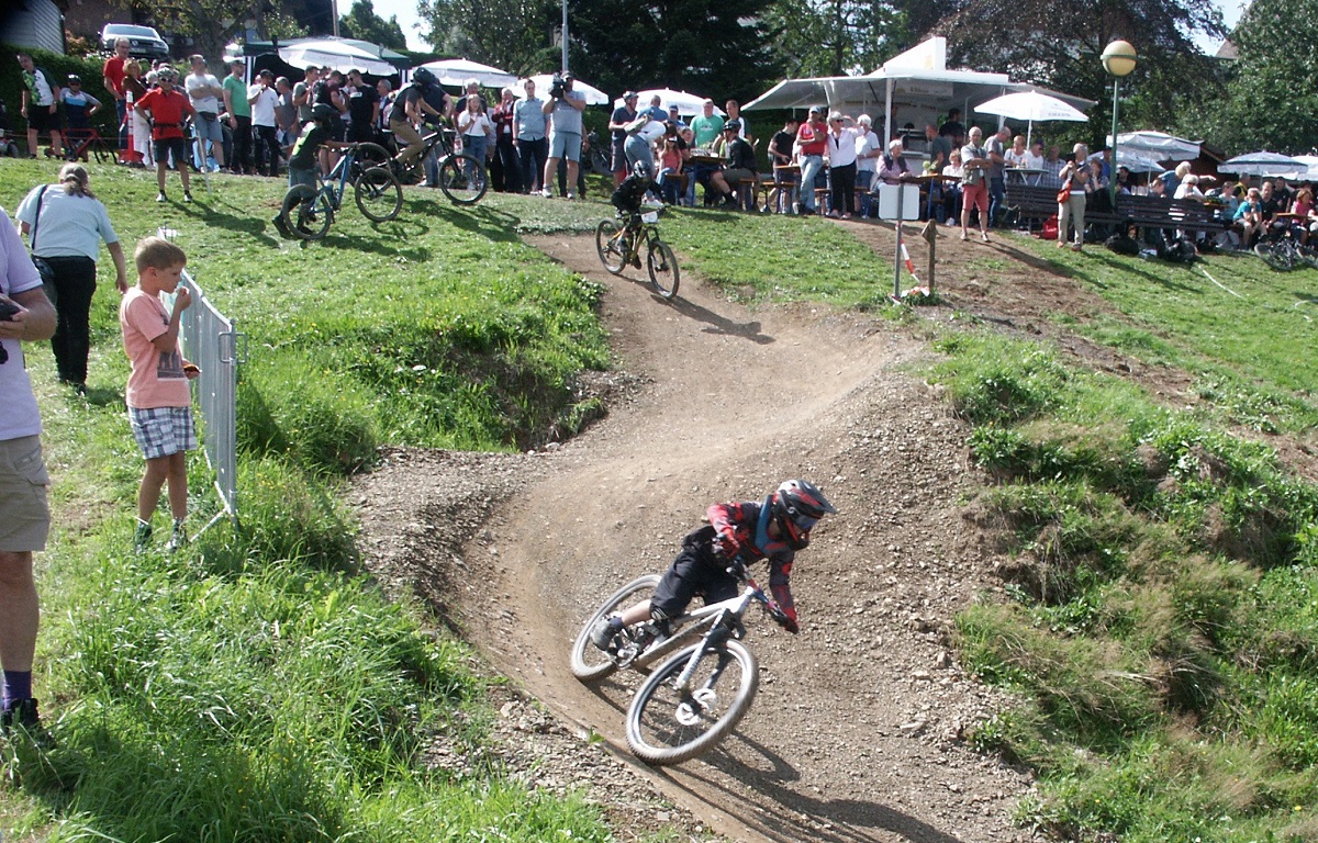 Im August erffnete der Ski-Club Wissen seinen Bikepark. (Foto: Bernhard Theis)