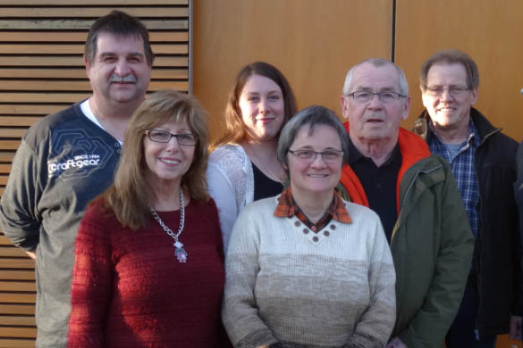 Sie managen als Vorstand die Arbeit der AWO in Puderbach: Hinten von links Armin Biegel, daneben seine Tochter Jaqueline Biegel, rechts daneben Ludwig Greb und Peter Dostert, vorne Sigrid Linka und Ingrid Holubicka (von links). Fotos: AWO