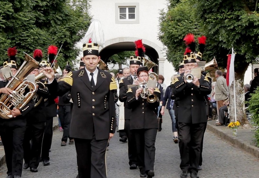 Musikalische Adventsaktion der Bindweider Bergkapelle 
