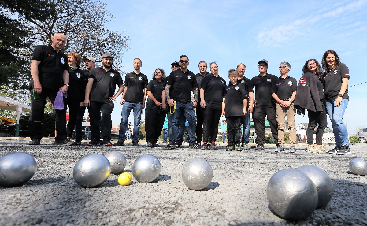 Kleinmaischeider "Kruppballer" starten auf eigenem Terrain die Boule-Saison