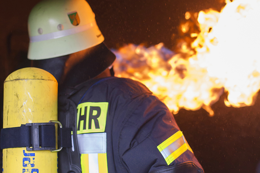 Mlltonnen in Unkel in der Halloween-Nacht angezndet