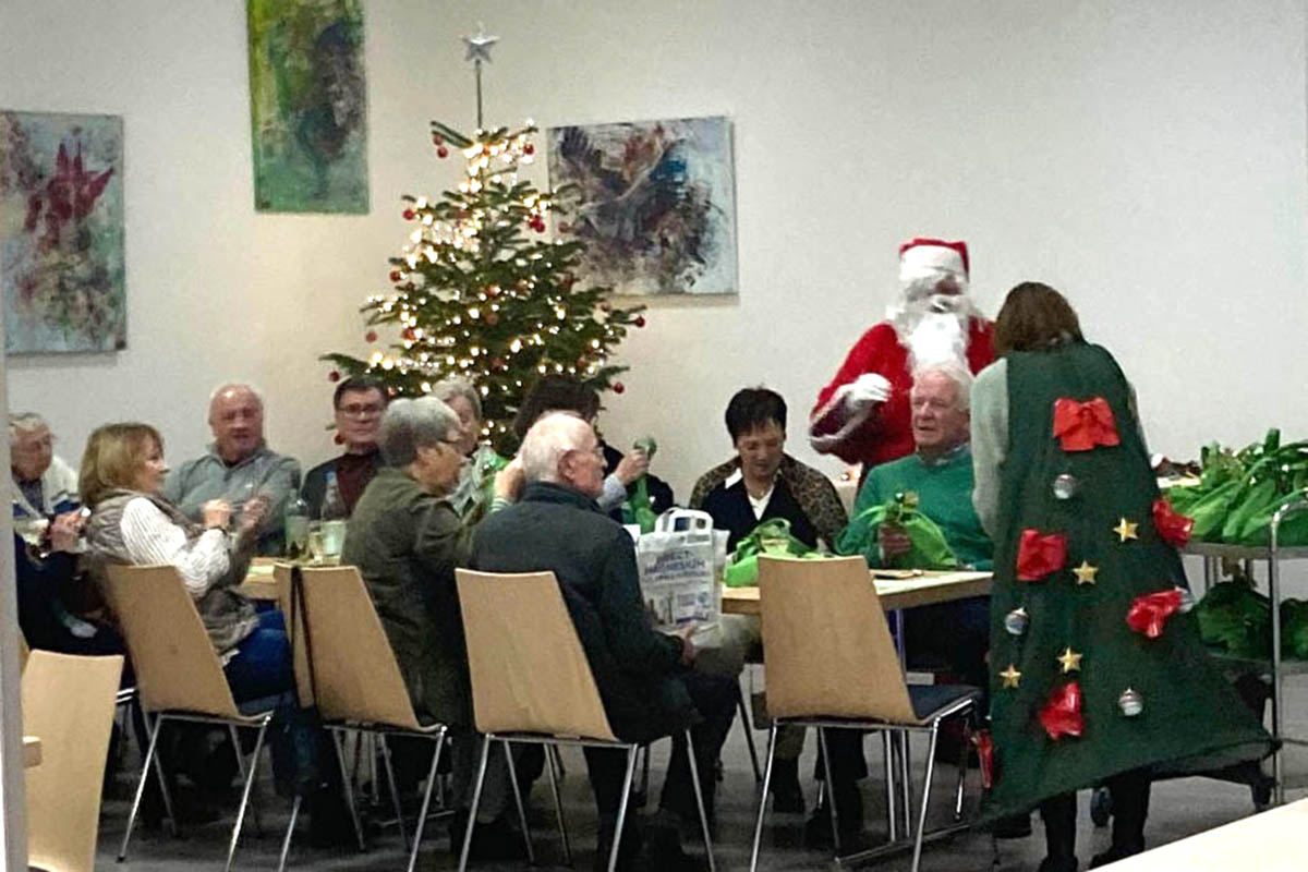 Gelungene Adventsfeier fr Senioren in Thalhausen