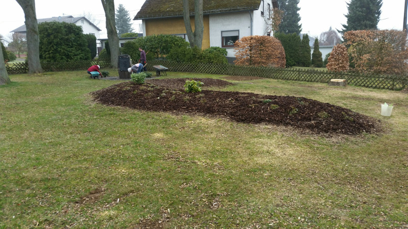 Die Brckrachdorfer waren zum Aufrumen und saubermachen an vielen charakteristischen Stellen - wie hier am Gedenkstein - unterwegs. Foto: Privat