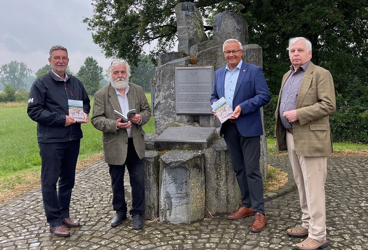 In die Geschichte der Region eintauchen mit dem Buch "Das Gefecht von Kircheib-Uckerath" 