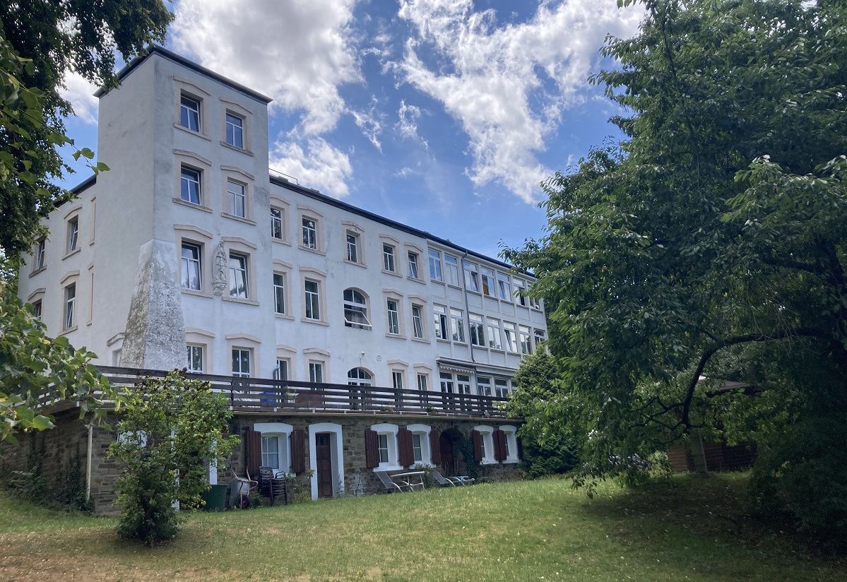 Die Burg Steineck, Simrockstrae 7, soll zur dritten Rheinbreitbacher Kindertagessttte umgebaut werden. (Foto: Heinz Schmitz)