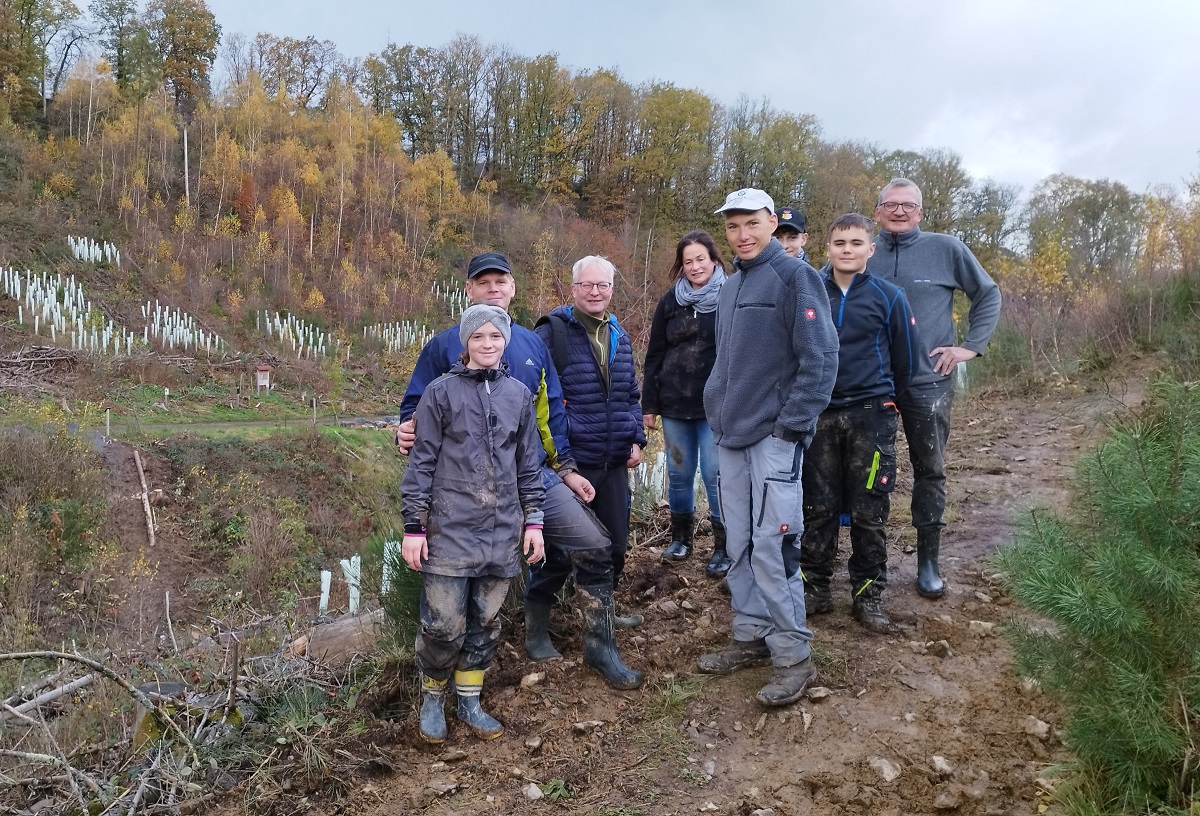 CDU reaktiviert Wanderweg und Bachberquerung im Wissener Stadtwald Kttingsbach