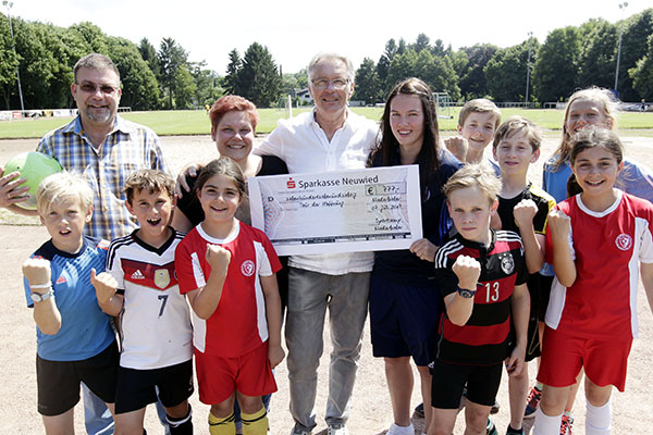 Sportcamp-Finale: Dicker Scheck fr die Tour der Hoffnung