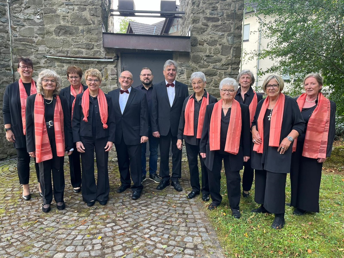 Zum Jubilum: Festkonzert des Kirchenchors "Ccilia" in Birken-Honigsessen