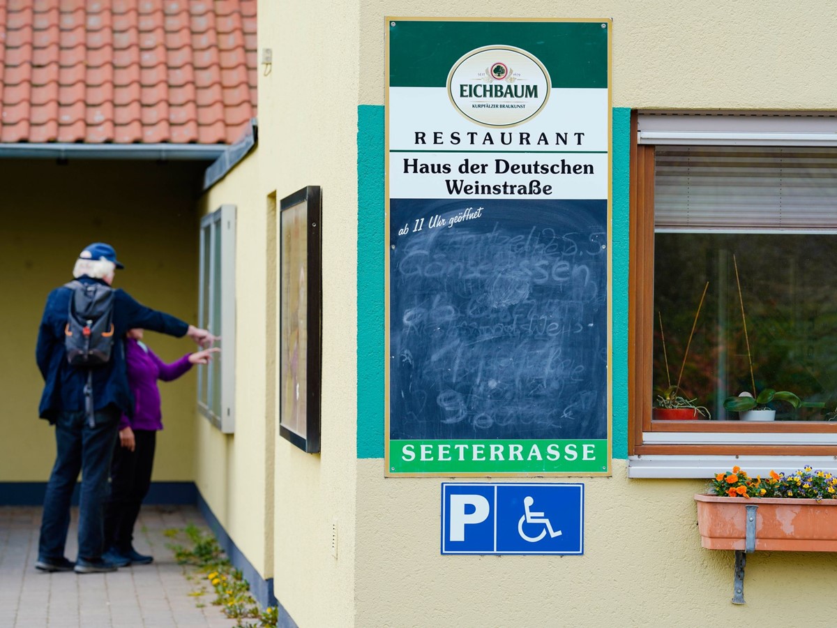 Tourismus in der Pfalz whrend der Corona-Zeit (Foto: Uwe Anspach/dpa)