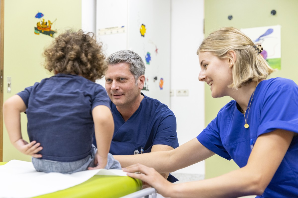 Tag der seltenen Erkrankungen: Krankenhausreform stellte Kinderchirurgie in Siegen vor Herausforderungen