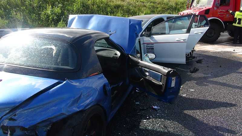 Verkehrsunfall mit zwei Verletzen auf der B 255