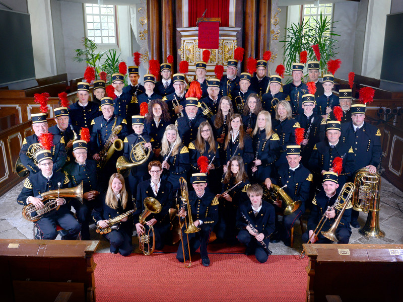 Die Weihnachtsmusik am 4. Advent findet in diesem Jahr auf dem Hans-Artur-Bauckhage-Platz statt. Bei sehr schlechtem Wetter wird das Konzert in die ev. Kirche verlegt.
