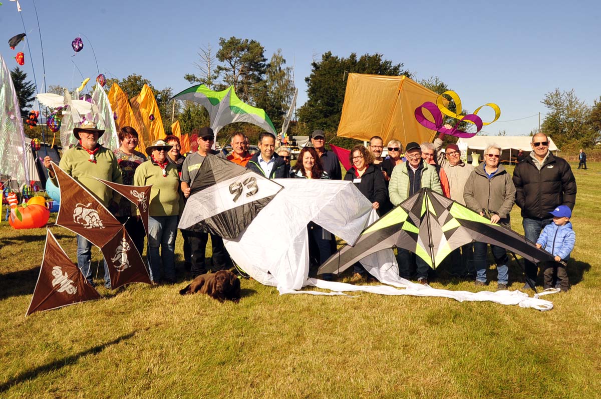 22. Westerwlder Drachenflugfest: Am Samstag fehlte nur der Wind in Horhausen