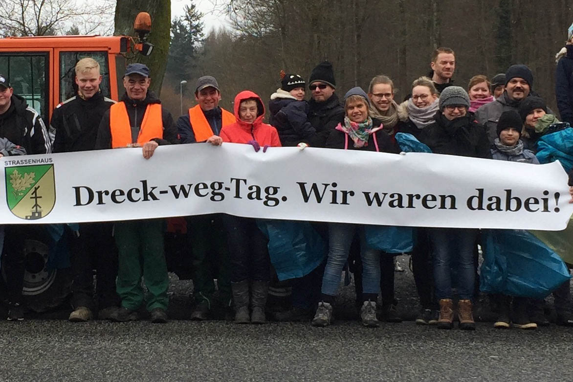 Fleiige Helfer sammeln wieder viel Unrat. Foto: pr