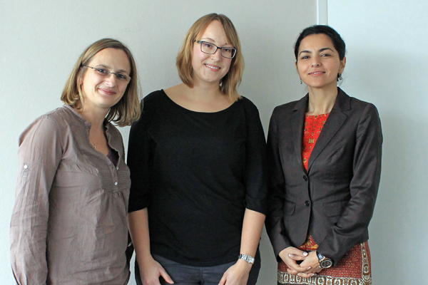 Ehrenamtskoordinatorin Christina Uhlig (Mitte) arbeitet im Fachdienst Soziales und Asyl mit Leiterin des Geschftsbereiches Erste Beigeordnete Cigdem Bern (rechts) und Leiterin des Fachdienstes Nadine Batzella (links). Foto: Privat